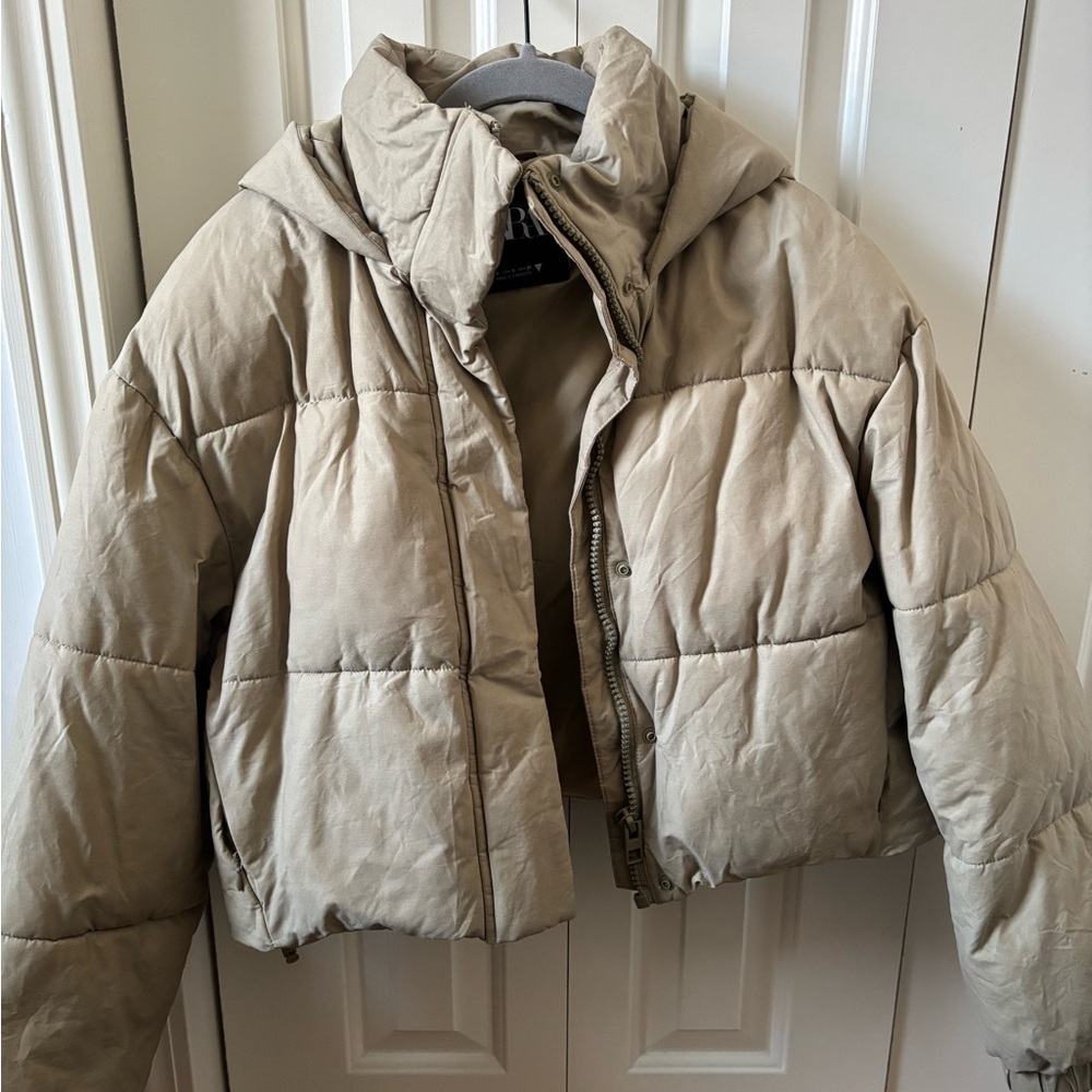 Zara Women's Beige Hooded Puffer Jacket - Picture 2 of 14